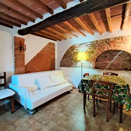 Giada Palace Group - Sweet City Center Tatil Evi Lucca